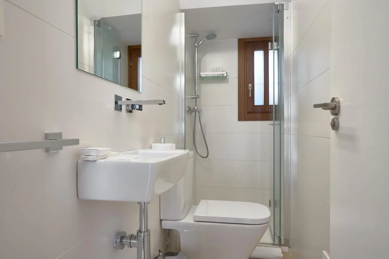 Rentalsevilla Atico La Giralda 0*, Σεβίλλη
